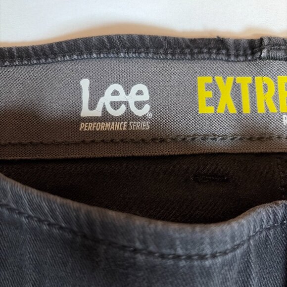 Lee Extreme Motion Relaxed Fit Straight Leg Jeans Men's 48x30 Black - Picture 5 of 9